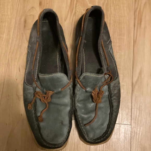 Very worn Multi- colored sail boat shoes - Picture 4 of 5